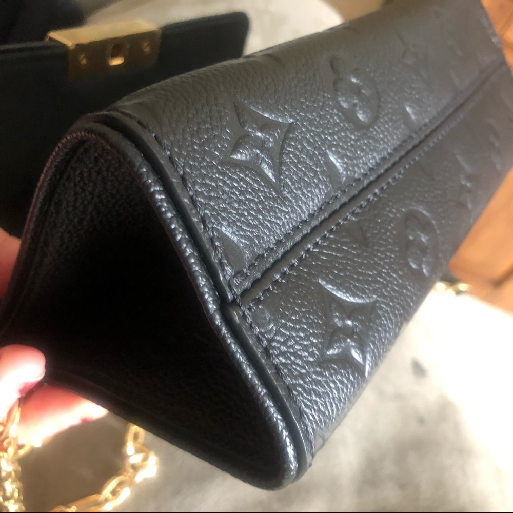 SOLD‼️💯 % Auth. LV saint sulpice BB - Picture 7 of 8